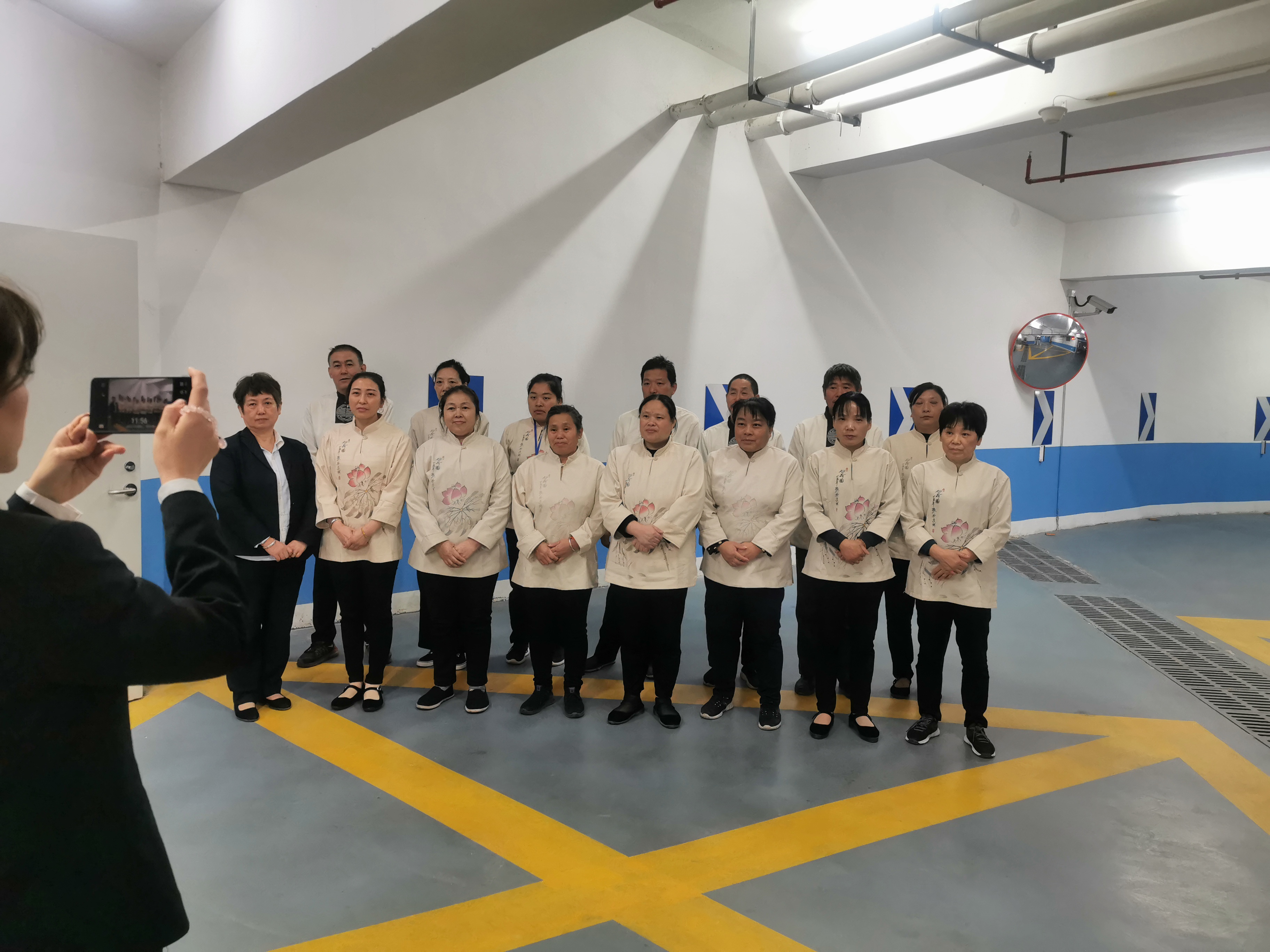 �Ϻ����c(di��n)����